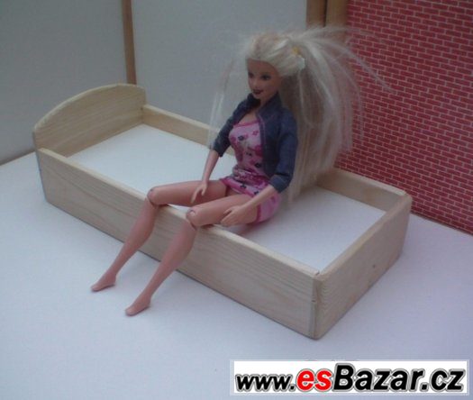 Dřevěný nábytek pro panenku postýlka
