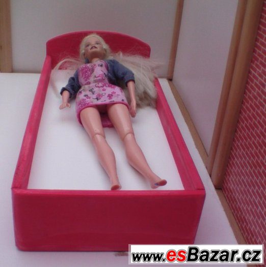 Dřevěný nábytek pro panenku postýlka