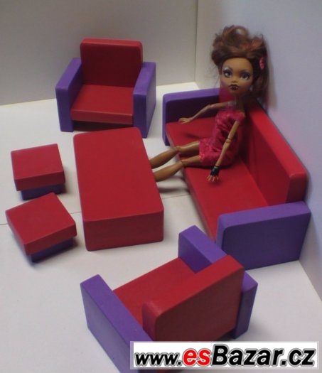 dřevěný nábytek pro panenky (do 30cm)