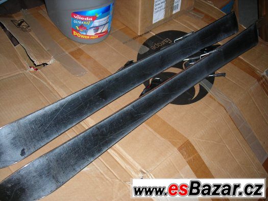 Prodám carvingové lyže zn.HEAD 107cm+ boty zn.NORDICA č.22,5 Prodám carvingové lyže zn.HEAD 107cm+ boty zn.NORDICA č.22,5