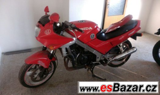 Honda VFR 750