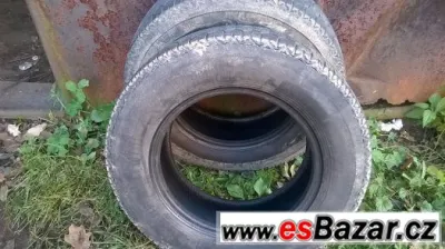 Zimní M+S 195/70R 15C.