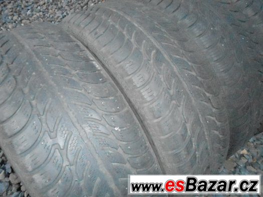 Prodám 4ks pneu 195 65 R15 zimní Sava Prodám 4ks pneu 195 65 R15 zimní Sava