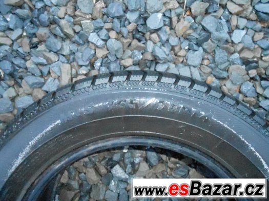 Prodám pneu 165 70 R14 zimní Sava Prodám pneu 165 70 R14 zimní Sava