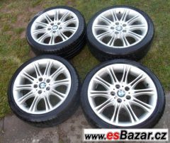 BMW - originální letní hliníková kola 18" styl 135- pneu 95%