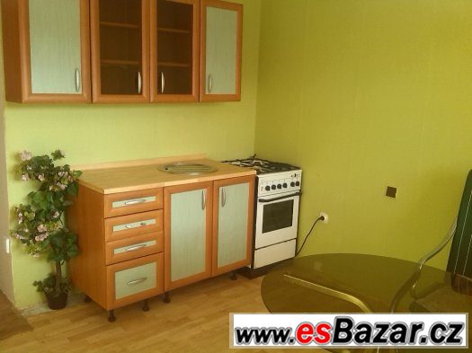 samostatny-byt-v-rd-v-borsicich-2-kk-vana-velky-balkon