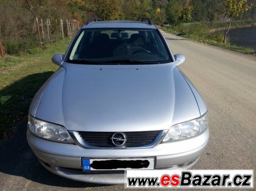 Opel Vectra Caravan 1.6 16v edice 100 pouze 109000km