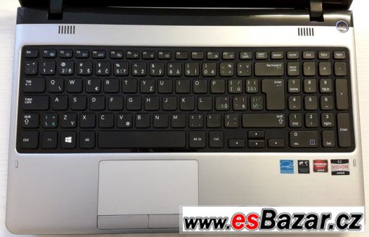 Pěkný multimediální notebook Samsung 355E s HDMI, USB 3.0 Pěkný multimediální notebook Samsung 355E s HDMI, USB 3.0