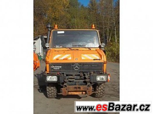 Unimog posypový vůz