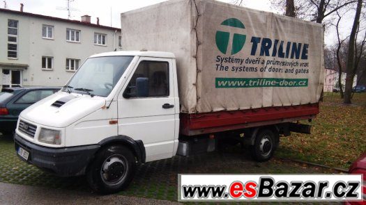 Nakladni vozidlo do 3.5tuny Iveco 35 E10P Valnik Nakladni vozidlo do 3.5tuny Iveco 35 E10P Valnik