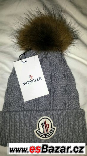 Moncler nová čepice s bambulí