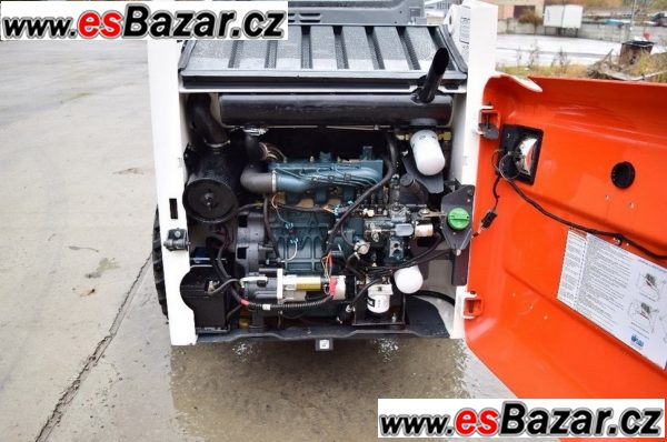 Smykem rízený nakladac  Bobcat S130S