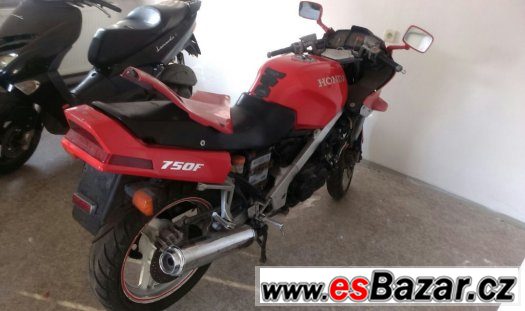 Honda VFR 750