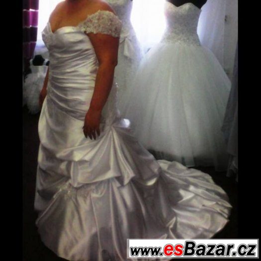 bílé svatební šaty XXL