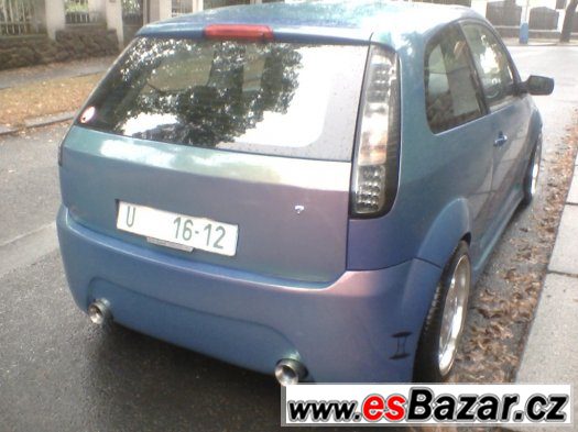 Ford Fiesta r. 2006 MÁLO JETÁ Ford Fiesta r. 2006 MÁLO JETÁ