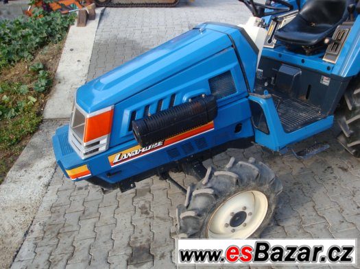 Malotraktor ISEKI TU 180F, výkon 18 Hp, 4x4, tříválec