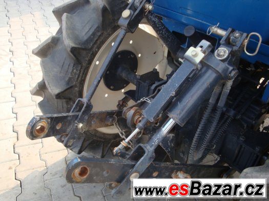 Malotraktor ISEKI TU 180F, výkon 18 Hp, 4x4, tříválec Malotraktor ISEKI TU 180F, výkon 18 Hp, 4x4, tříválec