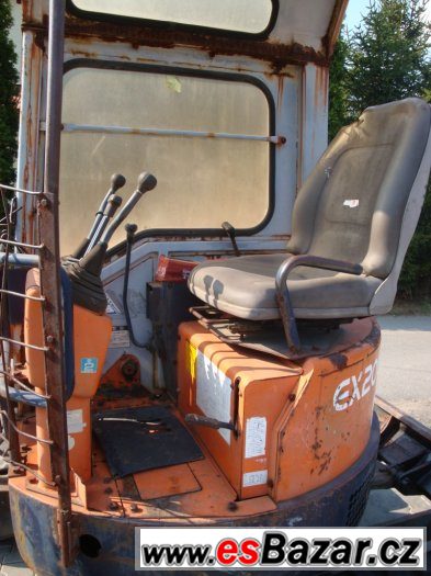 Minibagr HITACHI EX20UR, rypadlo 2000 kg