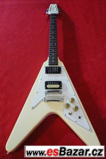 Elektrická kytara zn. Vantage, 1982
