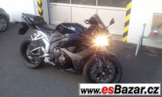 honda-cbr-600rr-88kw-2007-najeto-29-300km