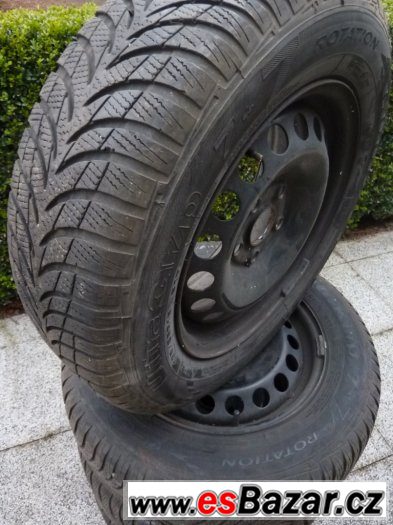 GOOD YEAR Ultra Grip 7+ 195/65 R15 91T zimní,zánovní