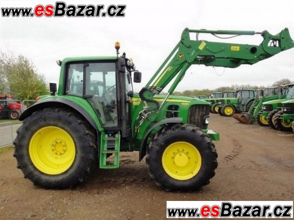 JOHN DEERE 6930  predni nakladac