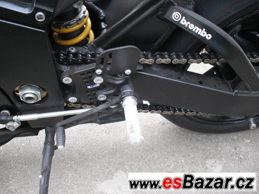 SUZUKI GSXR 1000 SUZUKI GSXR 1000