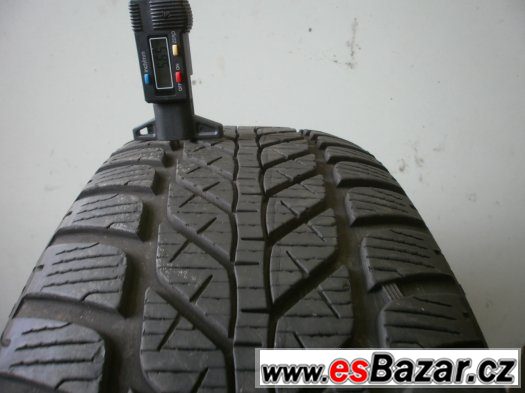 Prodám 2 x zimní pneu Fulda 215/65-16 Prodám 2 x zimní pneu Fulda 215/65-16