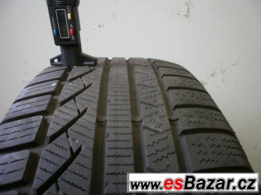 Prodám 2 x zimní pneu Continetal 225/55-16 Prodám 2 x zimní pneu Continetal 225/55-16