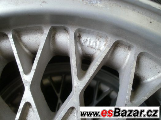 Prodám retro alu kola Alfa Romeo,Lancia s pneu Prodám retro alu kola Alfa Romeo,Lancia s pneu
