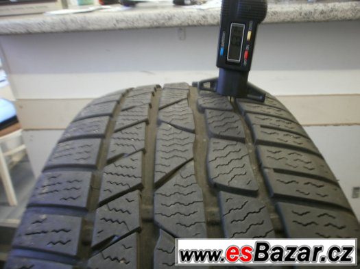 Prodám 4 x zimní pneu Continetal 225/50-18 Prodám 4 x zimní pneu Continetal 225/50-18