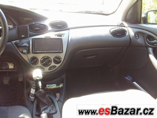 Prodám Ford Focus combi 1.6 ZETEC SE Prodám Ford Focus combi 1.6 ZETEC SE