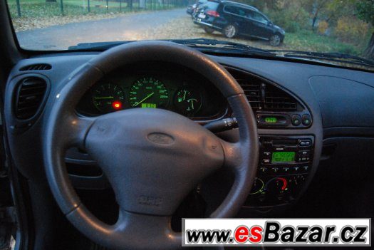 Ford Fiesta 1.4 16V + 2. sada kol v ceně