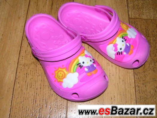 Crocs Hello Kitty 28