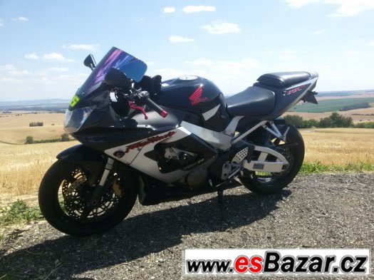 Honda cbr 929 rr fireblade RYCHLE NECHAM ZA 50000,-