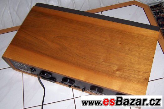 Stolní stereofonní receiver Tesla 816A Stolní stereofonní receiver Tesla 816A