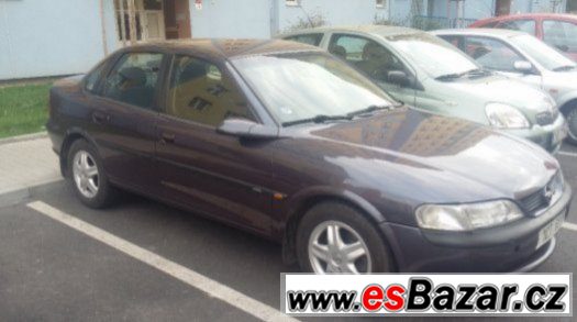 PRODAM DILY AN OPEL VECTRA B 1,8 16V