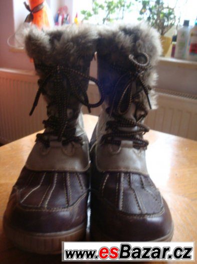 Nabízím zimní teplé boty i do sněhu vel. 41