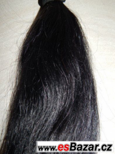 Prodám vlasy pravé lidské vlasy o délce 50-60 cm.
