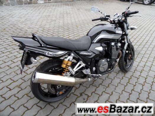 Yamaha XJR1300