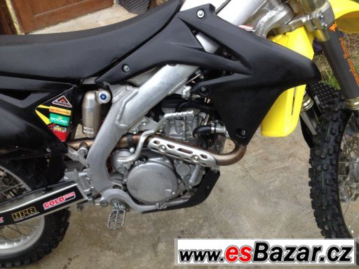 SUZUKI RM-Z 450 2015 najeto 69 MTH komplet po GO MOTORU