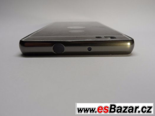 Huawei P8 Lite pouzdro barva tmavě stříbrná materiál rámeček