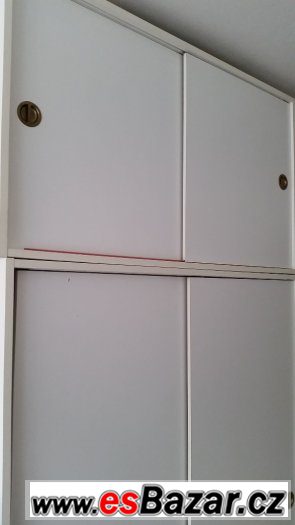 Prodám skříň Prodám skříň