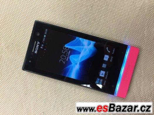 sony-xperia-u-st25-hezky-stav