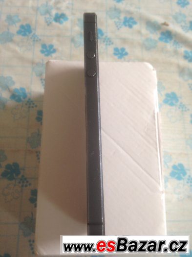 Prodám iPhone 5 Black 16G