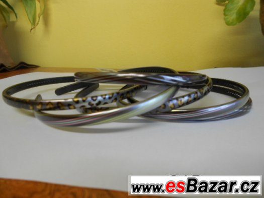 Krásné barevné náhrdelníky,čelenky do vlasů - 1 ks - 10,-Kč Krásné barevné náhrdelníky,čelenky do vlasů - 1 ks - 10,-Kč