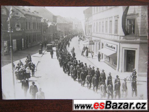 benesov-pohlednice-m-schonbaum-ru-pamatnik-tyrsova-ulice