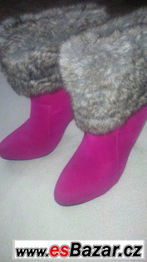 Růžové boty s kožíškem vel.37