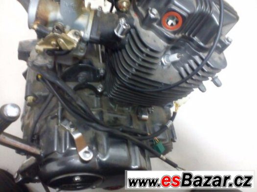 Motor 250 cc , Koncept Honda , jen 300 km jetý