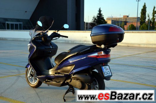 Suzuki Burgman AN 200